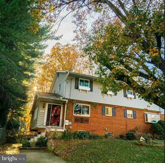 1000 Carrington Ave, Capitol Heights, MD 20743