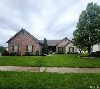 187 Forest Oaks Dr, Caseyville, IL 62232