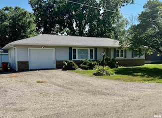 302 E Ames St, Yates City, IL 61572