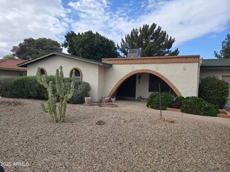 4718 W El Caminito Dr, Glendale, AZ 85302