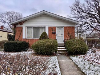 460 Elm St, Pontiac, MI 48342