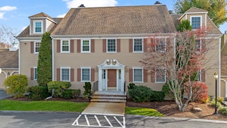 27 Weatherly Dr Unit 27, Salem, MA 01970