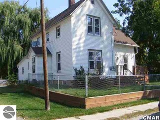 221 E South St, Ithaca, MI 48847