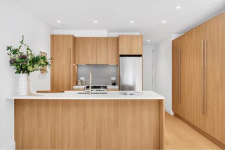 225 W 28th St Unit 2 B, New York, NY 10001