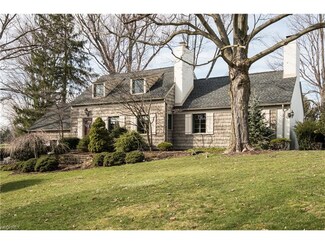 2835 Coventry Ln NW, Canton, OH 44708