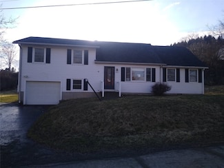2879 E View Terrace, Cincinnatus, NY 13040