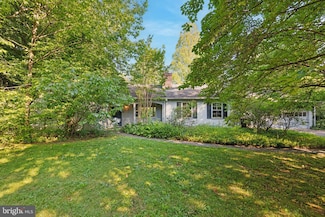 1727 E Butler Pike, Ambler, PA 19002