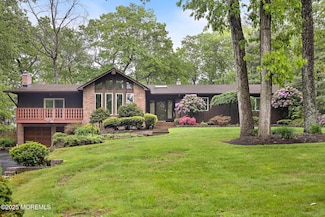 36 Elm St, Jackson, NJ 08527