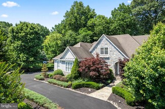 1652 White Pine Dr, Vienna, VA 22182