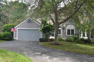 30 Hidden Bay Dr, South Dartmouth, MA 02748