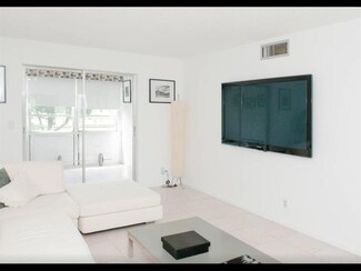 330 NE 26th Ave Unit 2040, Boynton Beach, FL 33435