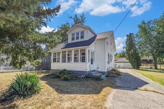 3250 30th St SW, Grandville, MI 49418