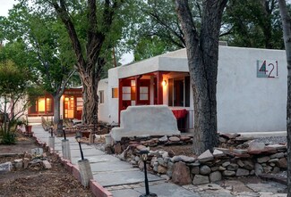 421 Harvard Dr SE, Albuquerque, NM 87106