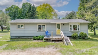 N1083 2nd Ave, Mathias Township, MI 49891