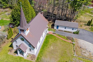 68 Kearsarge Ave, Contoocook, NH 03229