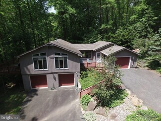 1034 Ziegler Rd, Palm, PA 18070