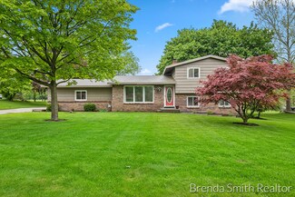 11885 8th Ave NW, Grand Rapids, MI 49534