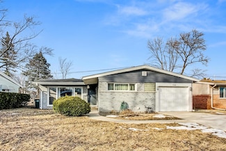 7316 Palma Ln, Morton Grove, IL 60053