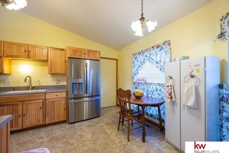 1605 H St, Omaha, NE 68107