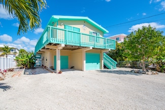 575 Caribbean Dr E, Summerland Key, FL 33042