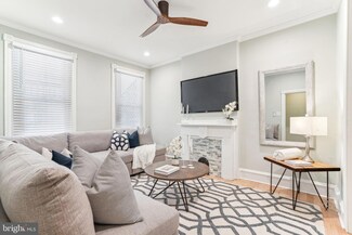 144 Vassar St, Philadelphia, PA 19128
