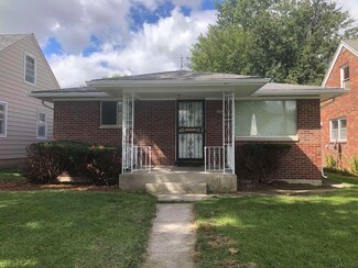 4030 Warsaw St, Fort Wayne, IN 46806