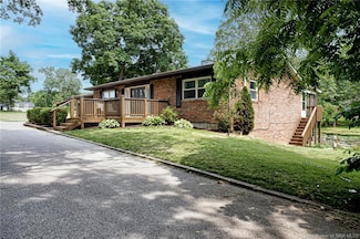8570 Lakewood Dr, Charlestown, IN 47111