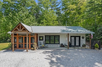 405 Morgan Branch Ln, Chuckey, TN 37641