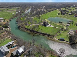 226 Bandit Beach Rd, New Braunfels, TX 78130