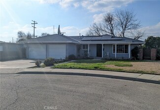2991 Olive St, Selma, CA 93662