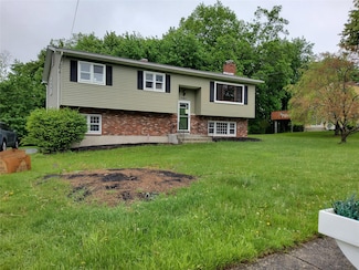 7 Forestdale Ave, Monroe, NY 10950