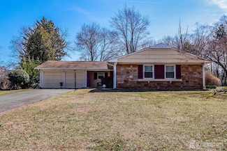 27 Hill Ave, Somerset, NJ 08873