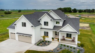 50311 Prairie Point Ct, Ames, IA 50014