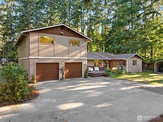 760 Island Blvd, Fox Island, WA 98333