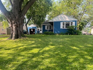 2205 Acorn Ln, South Saint Paul, MN 55075