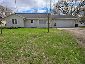 210 N Niggeler St, Elizabeth, MN 56533