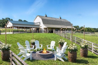 1433 Piney Mountain Rd, Appomattox, VA 24522