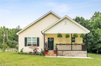 301 Valley Dr, High Point, NC 27260