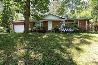 12 Circle Lane Dr, West Lafayette, IN 47906