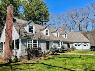 86 Dodges Row, Wenham, MA 01984