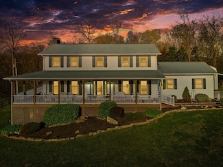 539 Morie Rd, Dandridge, TN 37725