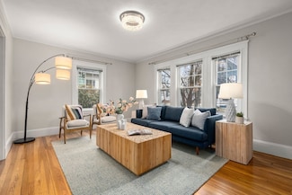 15 Virgil Rd Unit 15, West Roxbury, MA 02132