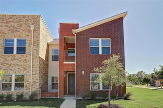 1512 Sphinx St, Dallas, TX 75203