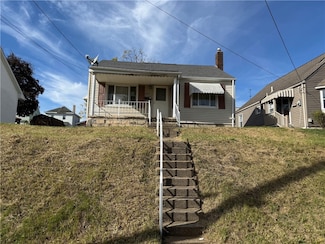 1053 Rose Ave, New Castle, PA 16101