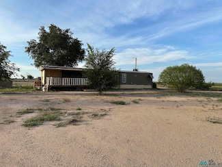 6662 Dakota Rd, Dexter, NM 88230