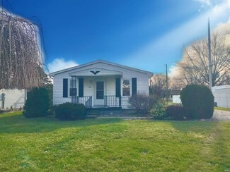 505 E Hall St, Greentown, IN 46936