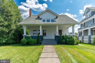 99 W Broad St, Hopewell, NJ 08525