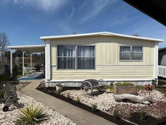 112 Briarwood Way, Grants Pass, OR 97526