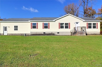 134 Royal Meadow Dr, Clinton, NY 13323
