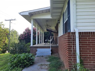 13114 Chapman Hwy, Seymour, TN 37865